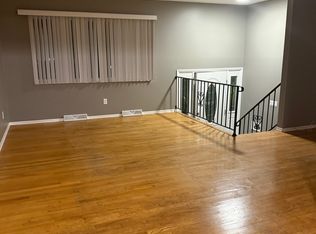 719 Mary Jo Ln, Hazelwood, MO 63042