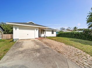 3775 SE Middle St, Stuart, FL 34997