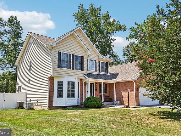2nd image of 4140 Arthur Ross Pl