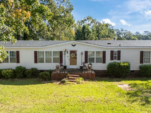 3002 Nc 33, Greenville, NC 27834