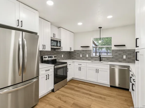 5630 Lon Chaney, San Antonio, TX 78240