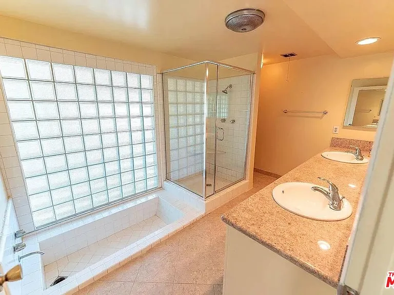 11318 Dona Lisa Dr — Photo 23