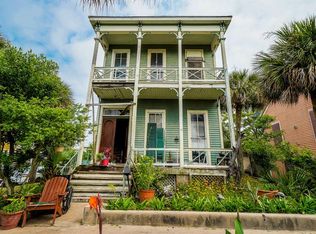 1928 Avenue K, Galveston, TX 77550