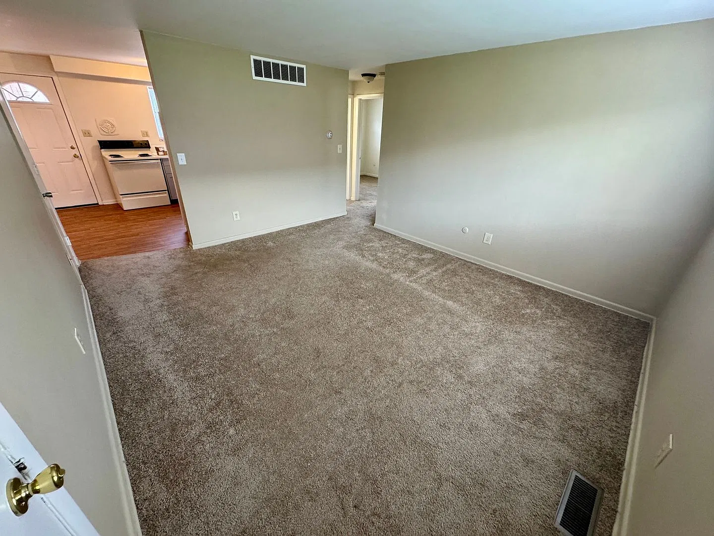 4944-4958 Arbor Village Drive — Photo 2