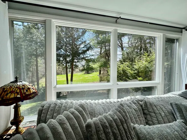 824 Hard Road #A5, Hartford, VT 05059