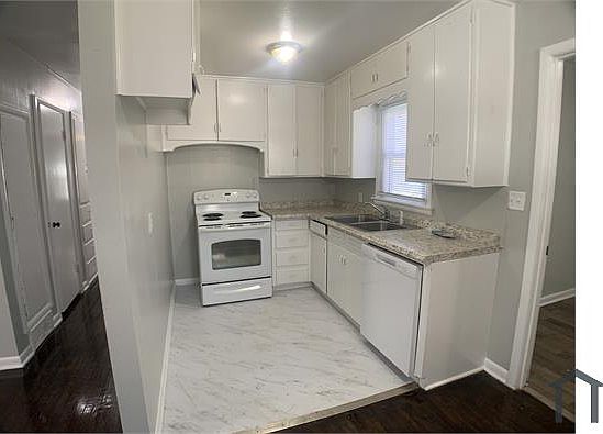 2nd image of 3117 N Lindsay Ave