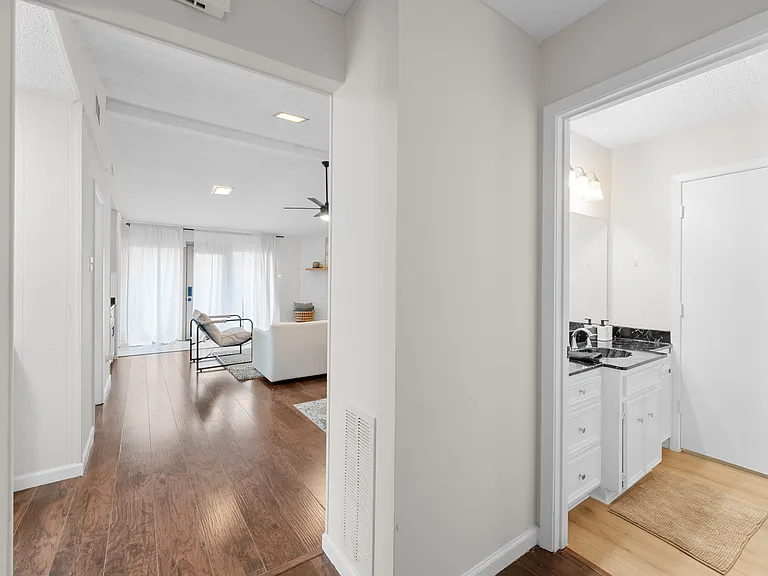 306 Candlewood Pl — Photo 11