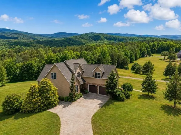 100 Pond Overlook Ln, Morganton, GA 30560