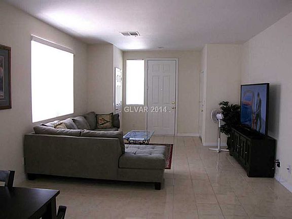 3rd image of 7979 Teal Harbor Ave