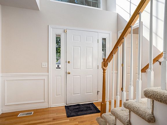 3rd image of 5625 Bay Meadow Trl