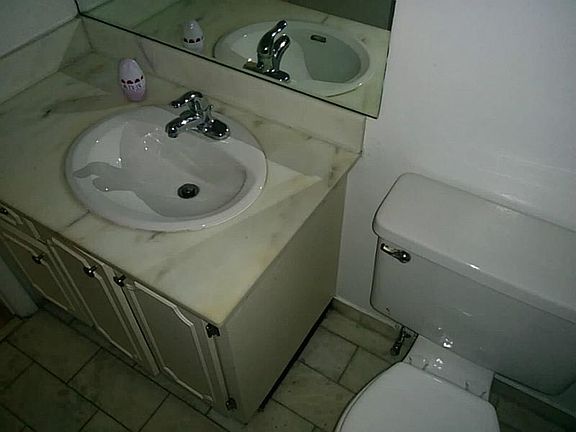 4th image of 2620 NE 135th St APT 222