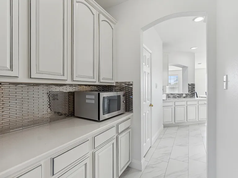 1501 Ector Dr — Photo 7