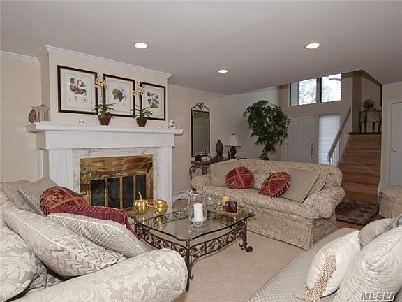 4th image of 167 High Pond Dr