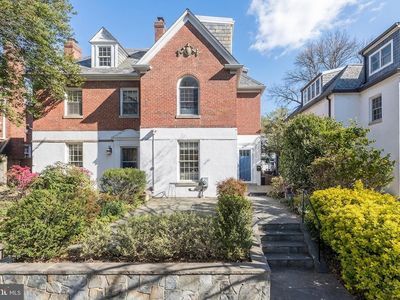 2927 Cathedral Ave NW, Washington, DC, 20008