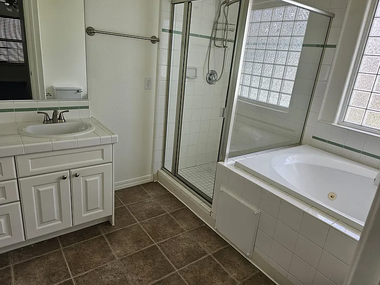 510 Hampton Pl — Photo 20