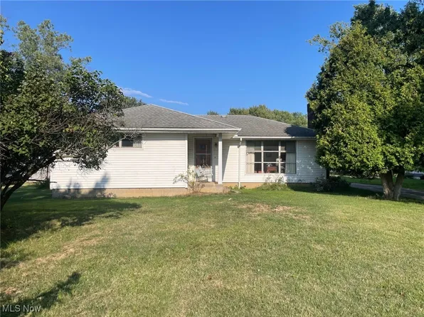 9853 W 130th St, North Royalton, OH 44133