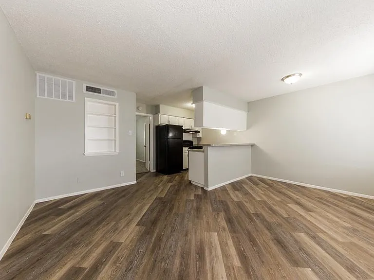 The Rise Apartments — Photo 4