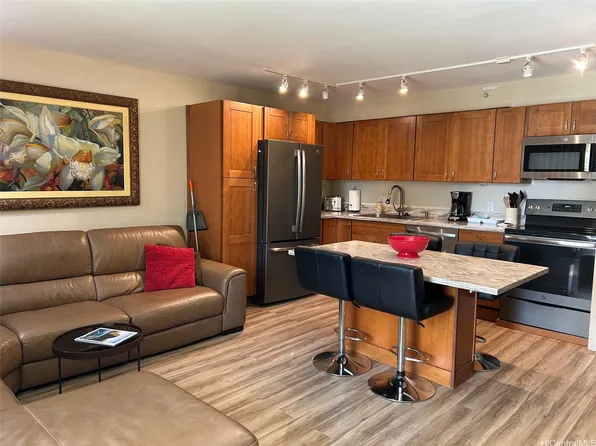 201 Ohua Ave #912-T-2, Honolulu, HI 96815