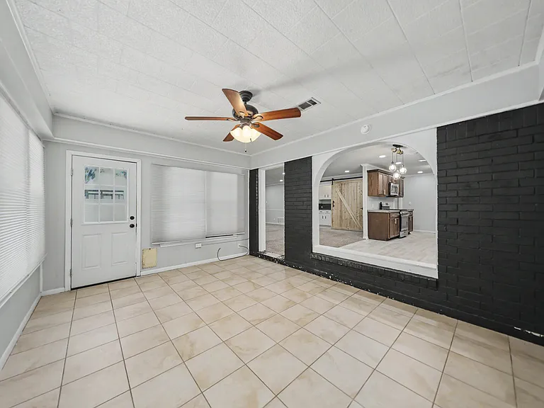 4106 Ermine Trl — Photo 6