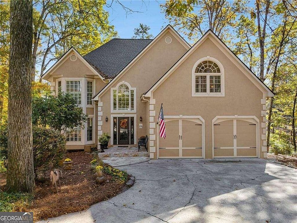 1st image of 182 Plantation Trce