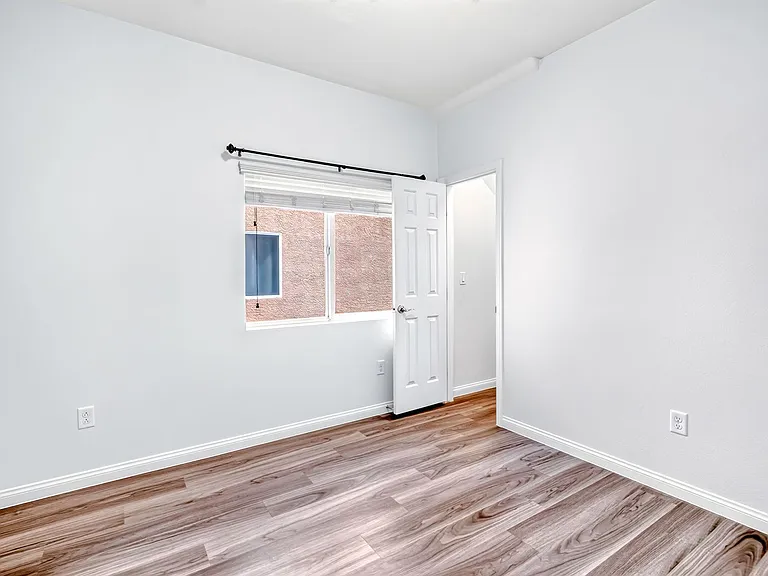 5226 Tartan Hill Ave — Photo 20