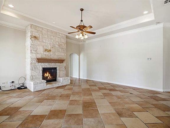 5th image of 7614 Loire Blvd