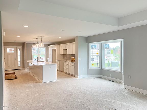 3rd image of 10089 Prairie Grass Ct #64