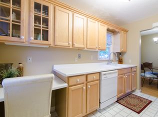 1966 Dorothea Ave, Saint Paul, MN 55116