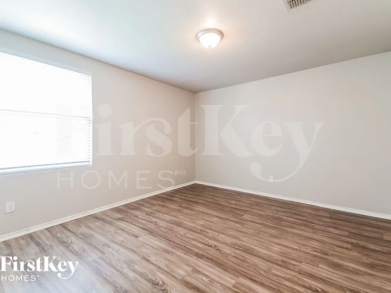 11036 Rankin Dr — Photo 16