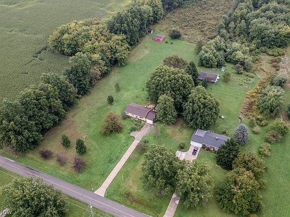 5th image of 136 Albert Horning Rd