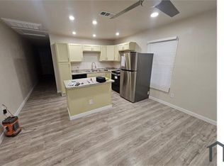 917 N Fitzhugh Ave, Dallas, TX 75204