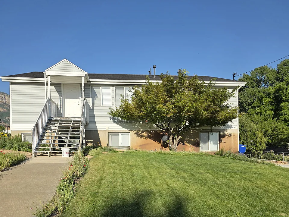 2642 N 500 E