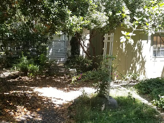 5th image of 19173 Railroad Ave