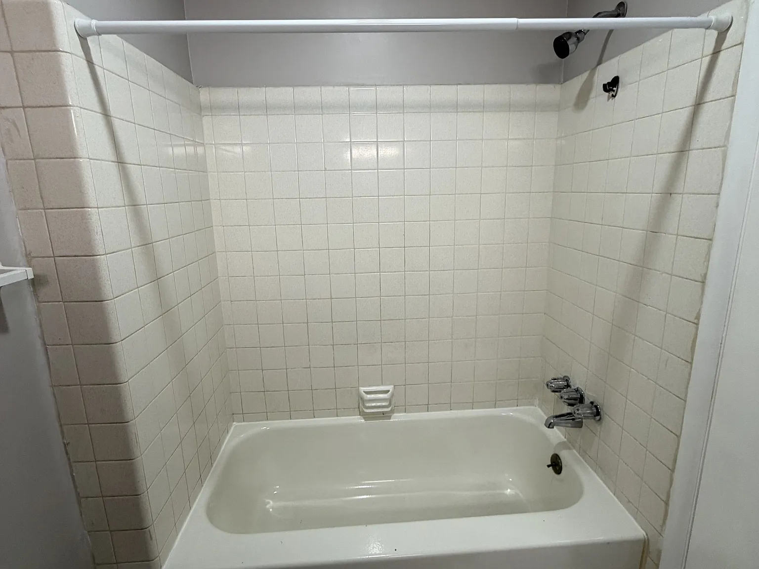 2 bed, 850 sqft, $1,600 — Photo 4