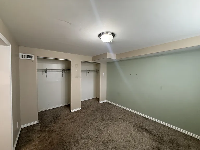 1645 E Parkway Ave #B — Photo 5