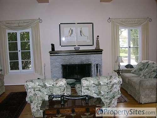 3rd image of 1120 S Orlando Ave