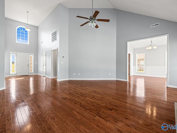4th image of 132 Appleberry Ln