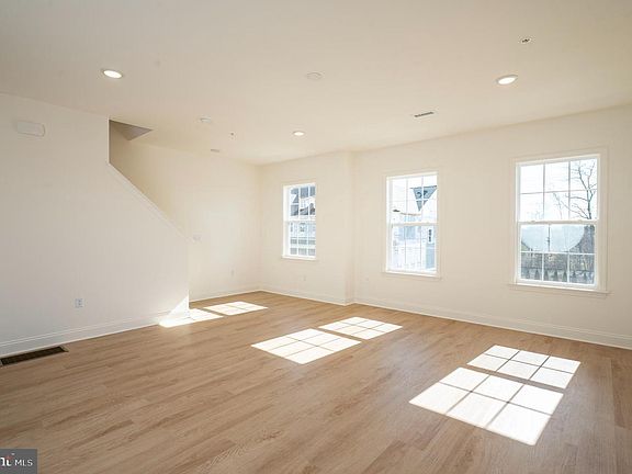 2nd image of 2453 Spring Water Cir