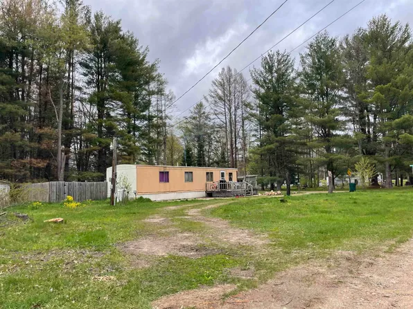 5360 Evarts Dr, Lake George, MI 48633