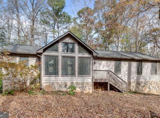 519 Magnolia Dr, Woodstock, GA