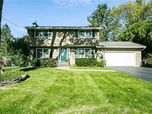 21 Apricot Ln, Liverpool, NY 13090