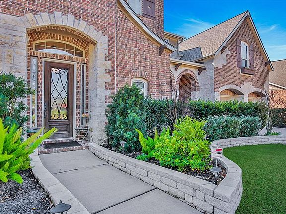 3rd image of 25603 Pipestone Glen Ln
