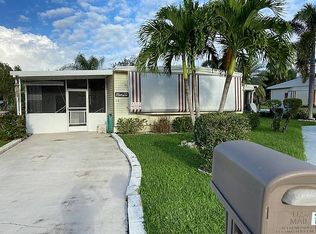 14 Santa Maria Ct, Pt Saint Lucie, FL 34952