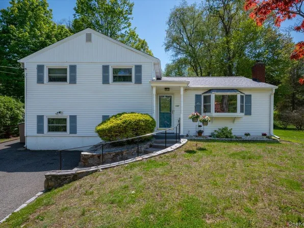 147 Lockwood Road, Cortlandt Manor, NY 10567