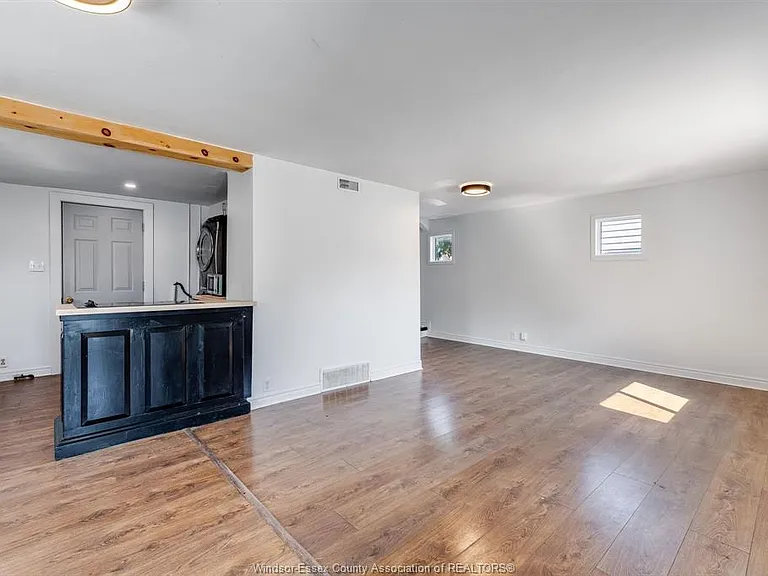 8 Payne St — Photo 4