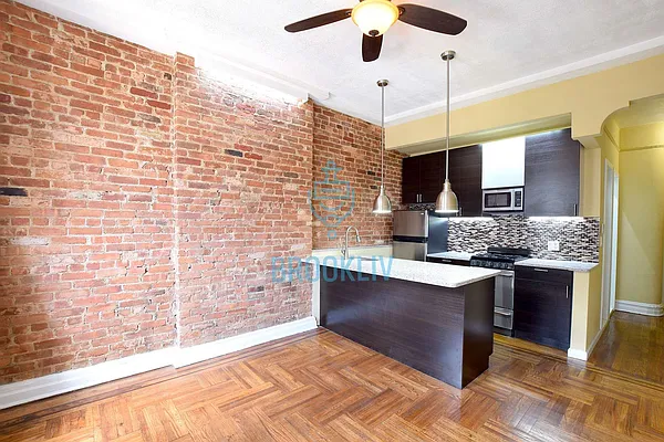 Rented by null | media 9