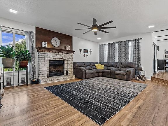 5th image of 3604 SW 22nd St