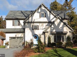 869 Helen Ave, Lancaster, PA