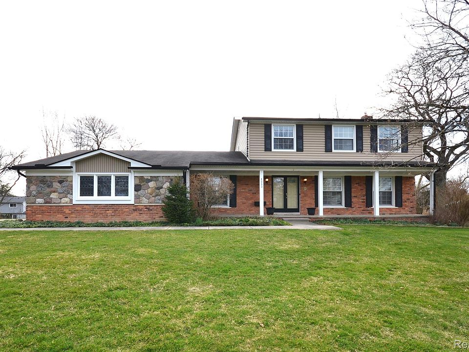 1st image of 4253 Iverness Ln
