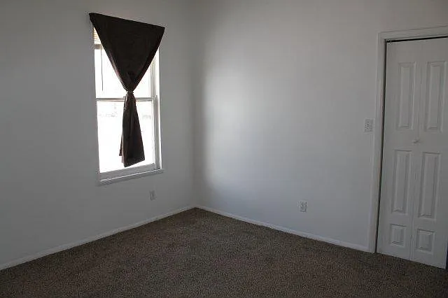 600 7th Ave N #3 — Photo 4